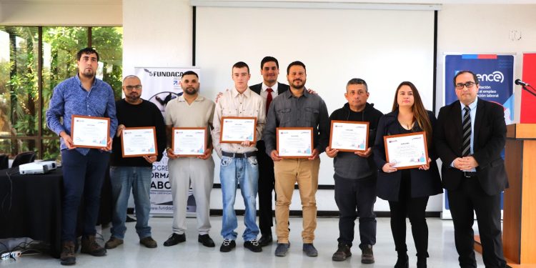 Seremi del Trabajo y Sence certifican a 46 personas en oficios de alta demanda