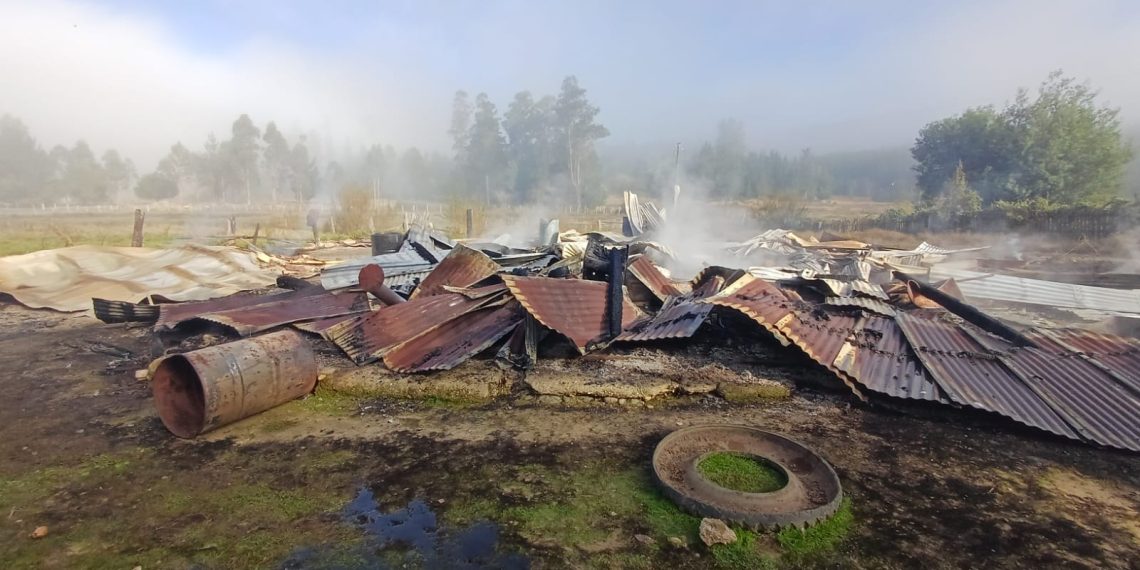 Incendio en sector rural de Constitución deja dos personas fallecidas
