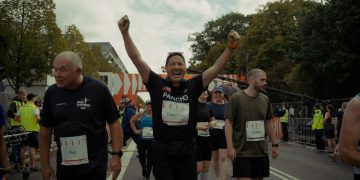 Municipalidad de Talca y Francisco “Pancho” Saavedra invitan a disfrutar del deporte en familia con corrida “KM 0” en el Parque Río Claro