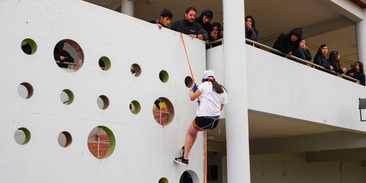 Liceo San Ignacio de Empedrado reunió a toda su comunidad en masiva jornada por la actividad física y salud