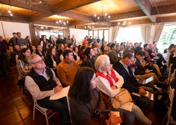 Innovación y transferencia tecnológica: las claves del PATI PeonyLab para el cultivo de peonías en el Maule