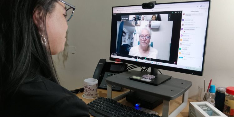 SernamEG Maule y Universidad de Talca inician programa de formación para fortalecer el liderazgo y la participación política de las mujeres