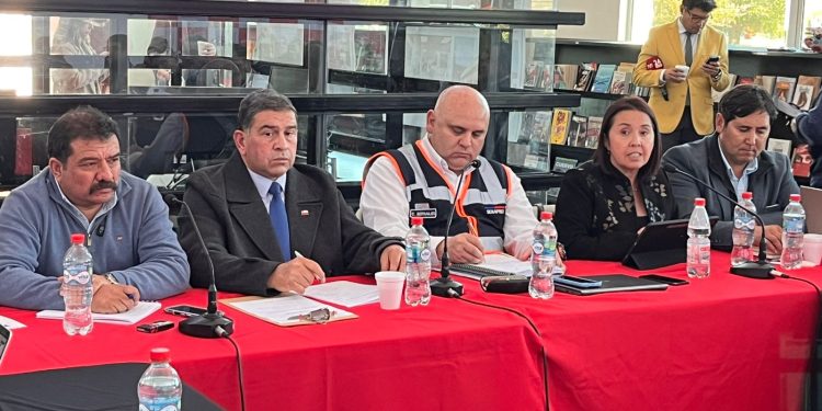 Delegado presidencial de Curicó encabeza Mesa de Coordinación y Mitigación de la Cuenca del Mataquito
