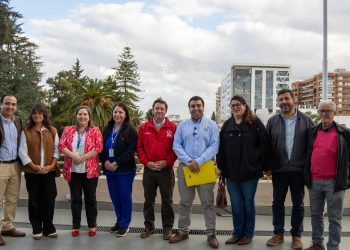Gobernador del Maule impulsa nuevos proyectos para mejorar conectividad, salud y espacios públicos en San Javier