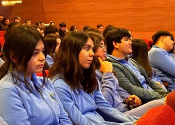 Casi mil estudiantes de Linares favorecidos con beca Carlos Ibáñez del Campo