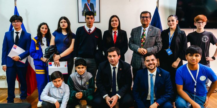 Delegado Prieto y subsecretario Sánchez lideran Consejo Consultivo Regional de Niñez en el Maule