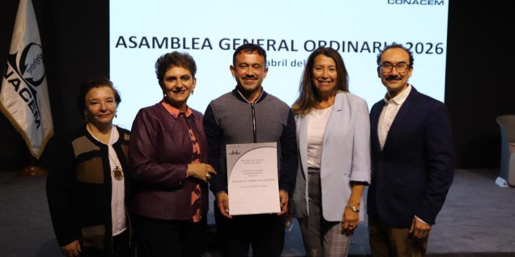 Chile marca un hito en salud pública: Medicina del Trabajo y del Ambiente es reconocida como nueva especialidad médica