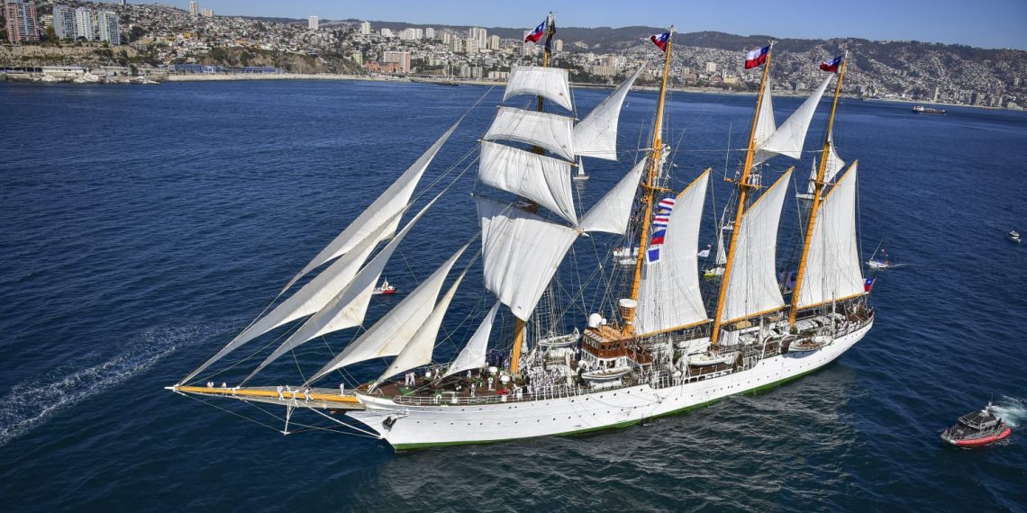 Buque Escuela “Esmeralda ” inició su LXX crucero de instrucción