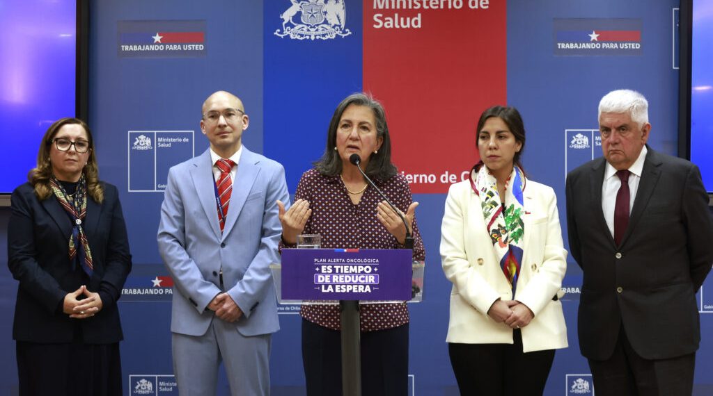 Plan de Alerta Oncológica: El objetivo es que los pacientes tengan su diagnóstico o inicien su tratamiento al 31 de junio