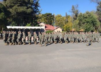 ​Buscan intensamente a soldado conscripto que huyó con su fusil desde recinto militar en Talca