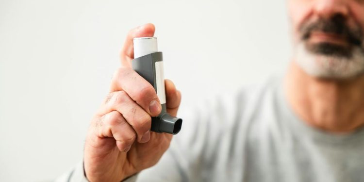 Asma: expertos alertan sobre subdiagnóstico y llaman a reforzar el control en Chile