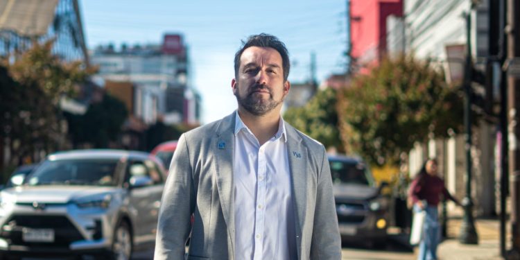 Concejal Patricio Mena exige clausura de 18 casinos clandestinos en Talca