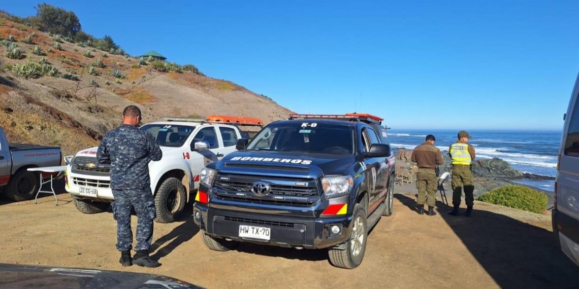 Con un amplio despliegue finalizó la séptima jornada de búsqueda de pescador desaparecido en la costa de Vichuquén