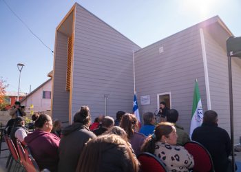 Gobierno del Maule inaugura sede social y multicancha para vecinos de Los Conquistadores en Longaví