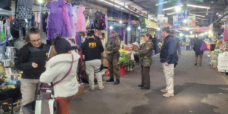 70 detenidos tras operativo conjunto de Carabineros y PDI  en Curicó