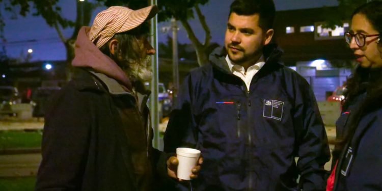 Seremi de Desarrollo Social refuerza medidas para resguardar vidas en Ruta Calle