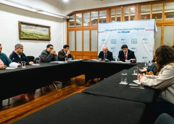 Delegado presidencial regional lidera mesa del agro para abordar crisis de remolacheros y arroceros del Maule