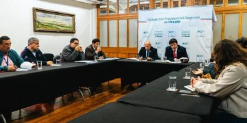 Delegado presidencial regional lidera mesa del agro para abordar crisis de remolacheros y arroceros del Maule