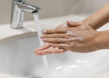 ¿Cómo prevenir enfermedades respiratorias este invierno? Servicio de Salud Maule entrega recomendaciones
