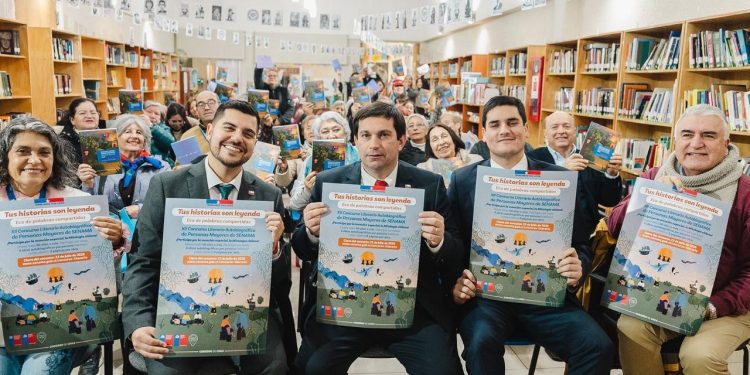 Gobierno abre en el Maule convocatoria 2026 del Concurso Literario Autobiográfico para Personas Mayores