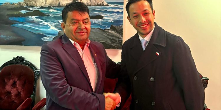 Subdere Maule sostiene reunión de trabajo con el municipio de Constitución