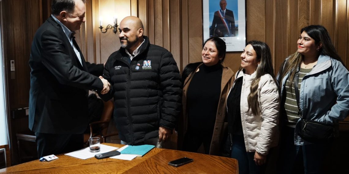Alcalde se reúne con Ministro Poduje y le pide recursos para el Comité Habitacional “Viña Brasil”