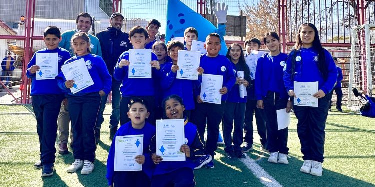 Comisión Nacional de Riego lleva educación hídrica a escuelas rurales y fomenta conciencia ambiental temprana