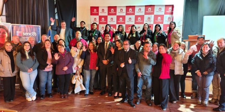 SENCE impulsa contratación y formación laboral con programa que une empleo y capacitación