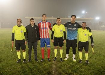 Deportes Linares jugó amistoso en Empedrado en inauguración de recinto deportivo