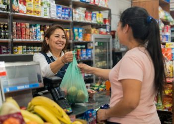 Almacenes de barrio fortalecen su competitividad con logística ágil y atención personalizada