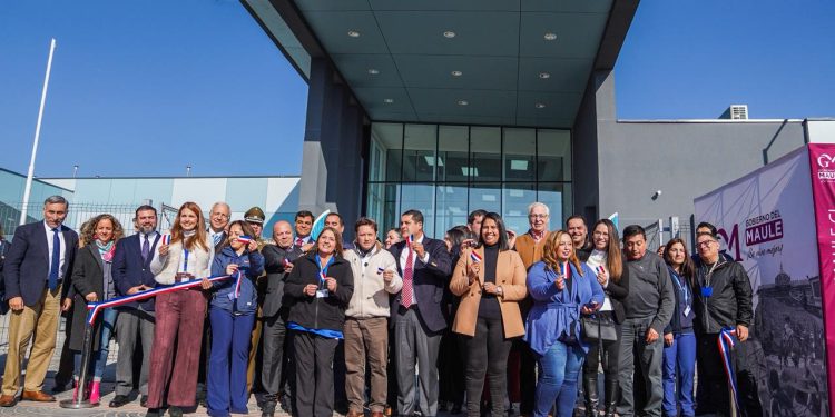 Gobierno del Maule inauguró moderno Cesfam Óscar Bonilla de Linares