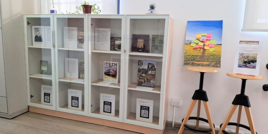 Roberto Hernández Cornejo: reediciones y vigencia de una obra: Una exhibición que invita a redescubrir el legado del historiador y periodista