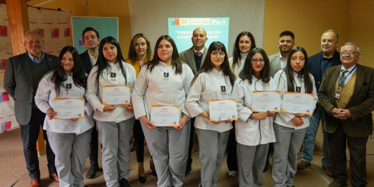 Liceo San Ignacio de Empedrado obtiene primer lugar nacional en Academia ÑAM