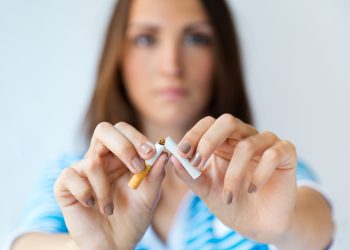 Hospital Regional advierte sobre daño silencioso del tabaco y llama a dejar de fumar antes del invierno