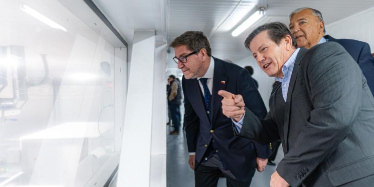 PFalimentos recibió al biministro Daniel Mas en su complejo industrial de Talca