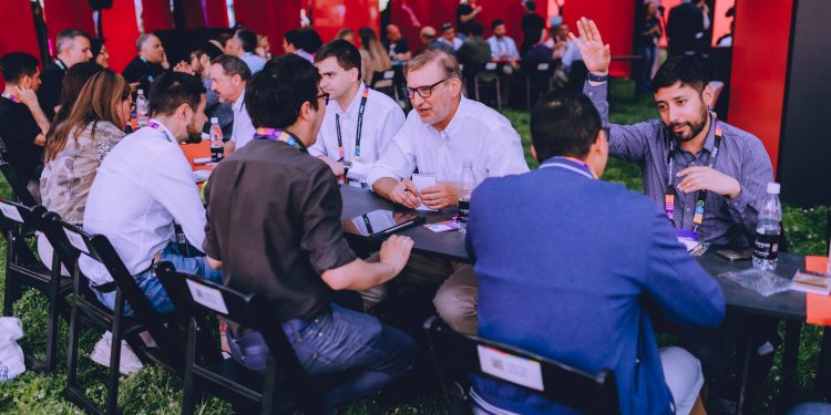 EtMday: el evento chileno pionero y ejemplo en Latinoamérica en pro del desarrollo del emprendimiento e innovación