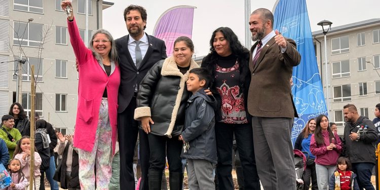 Gobierno entrega 600 departamentos a familias de Talca en conjunto Mirador Caiván