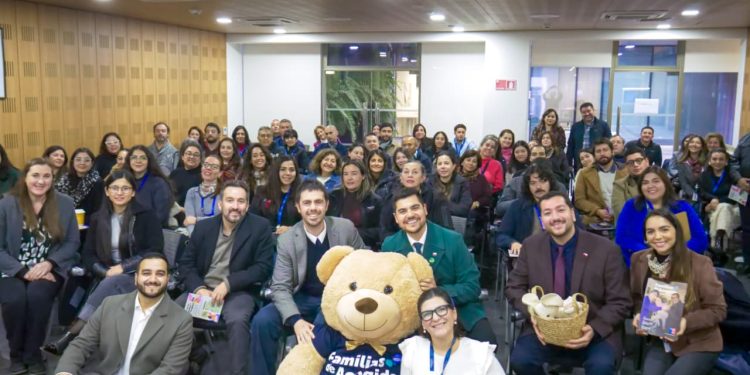 Buscan sensibilizar a funcionarios públicos y a la sociedad civil con charlas sobre acogimiento familiar