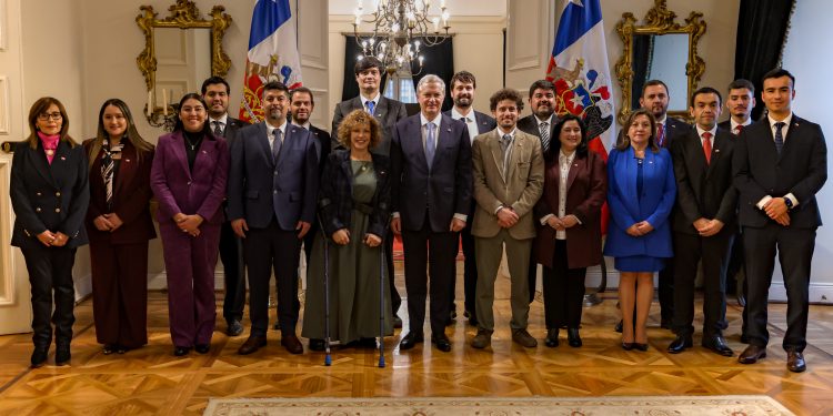 Ministra Parot presenta a los Seremis de todo Chile una nueva orden ministerial para modernizar Bienes Nacionales
