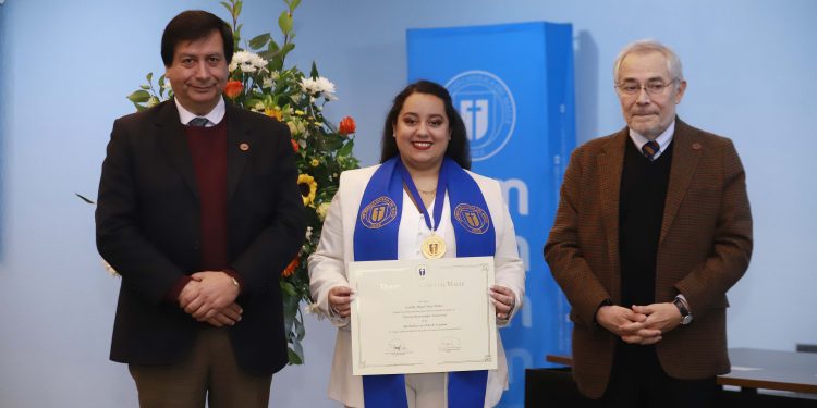 UCM gradúa 10 doctores y doctoras que aportan al desarrollo científico del país