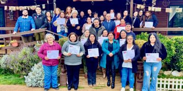 Cuidadoras fortalecen su autonomía económica tras recibir apoyo y capacitaciones del FOSIS