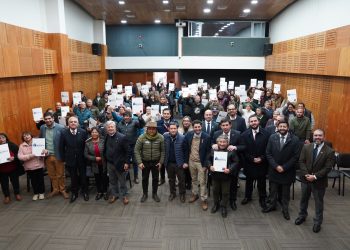  90 familias reciben sus títulos de dominio gracias al Gobierno Regional y Bienes Nacionales