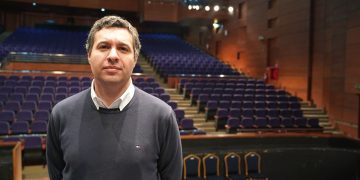 Ariel Amigo asume como nuevo secretario ejecutivo del Teatro Regional del Maule