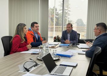Pelarco y Gobierno Regional avanzan en proyectos de infraestructura para organizaciones deportivas