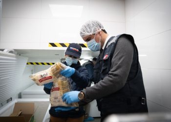 Seremis de Salud y trabajo fiscalizan locales de comida rápida previo a las vacaciones de invierno