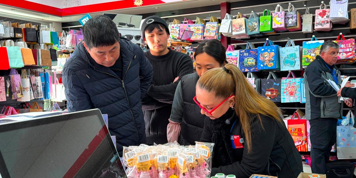 Inédito programa de fiscalización de malls chinos