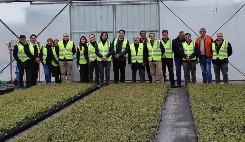 Innovación con sello regional: autoridades destacan a SynergiaBIO, empresa apoyada por FIA y referente en innovación agrícola