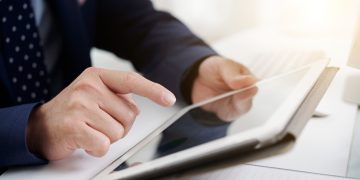 Presión por encontrar nuevas fuentes de ingresos impulsa a emprendedores a buscar mercados fuera de sus países 