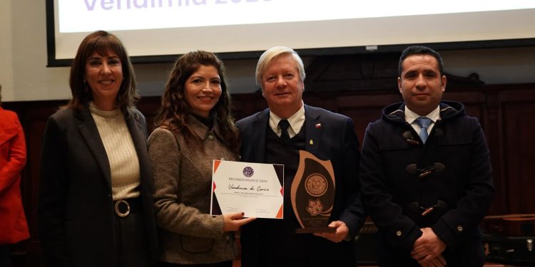 Curicó celebra al vino y recibe el Sello Vendimia 2026, reconocimiento a la calidad de su gran fiesta
