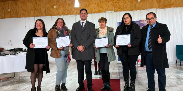 Seremi del Trabajo invita a inscribirse en 7 cursos gratuitos de SENCE para cuidadoras y cuidadores del Maule